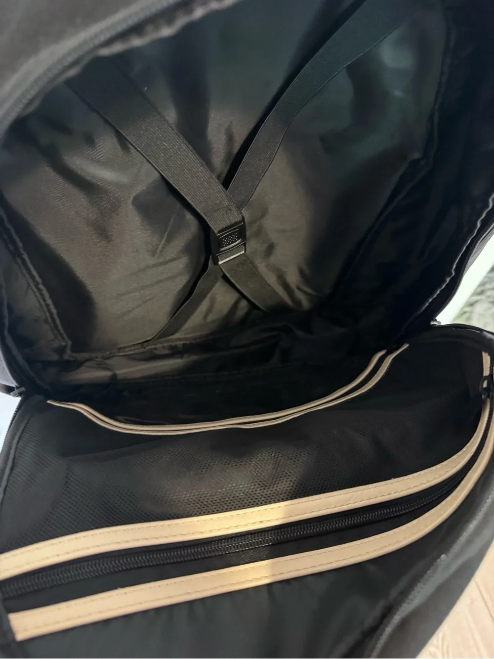 Beis Travel Backpack in Black